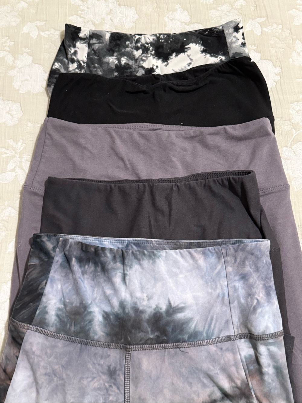 True Craft Leggings Bundle of 5 pairs, Medium